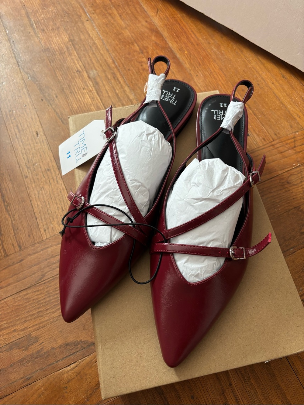 Time and Tru Burgundy Pointed Slingback Flats with Crisscross Straps